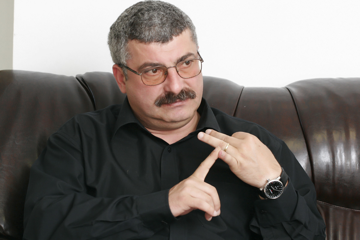 http://www.nasul.tv/wp-content/uploads/2012/03/silviu-prigoana.jpg