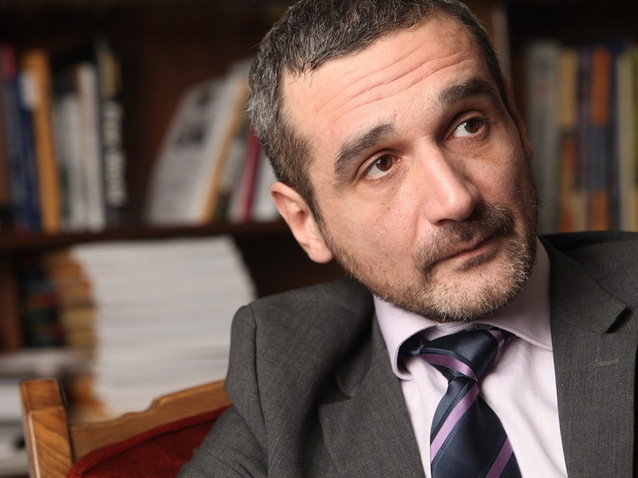 Lazaroiu: “Bila alba pentru Emil Boc”