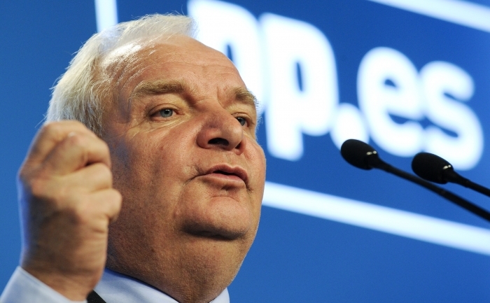 Joseph Daul (PPE) | PSD e de doi ani la guvernare, şomajul creşte, iar România nu e încă în Schengen