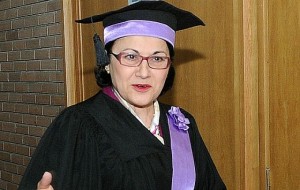 ecaterina andronescu schimba legea fundamentala a invatamantului in favoarea rectorilor