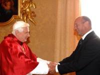 basescu-papa-benedict