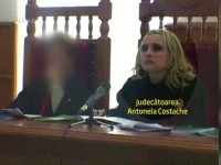 Judecatoarele Costache si Dinu de la Tribunalul Bucuresti