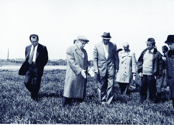 3-1974_Ceausescu_si_Ion_Iliescu