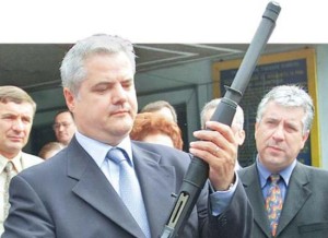 Adrian-nastase-pt.-improspatarea-memoriei