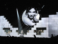 Roger-Waters-Wall-Tour-Photos-2010-09-16