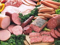 Rusia impune embargou Moldovei asupra carnii de porc