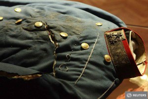 uniforma arhiducelui franz ferdinand expusa la muzeul din Viena