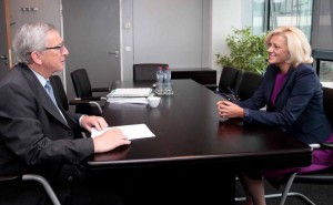 corina cretu - jean claude junker