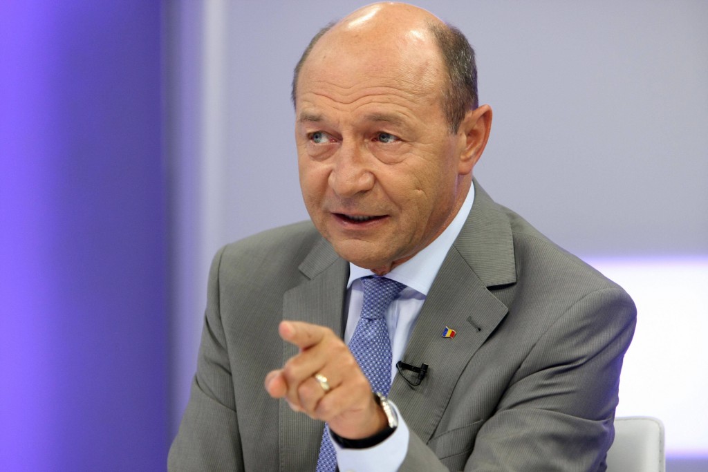 traian basescu(2)