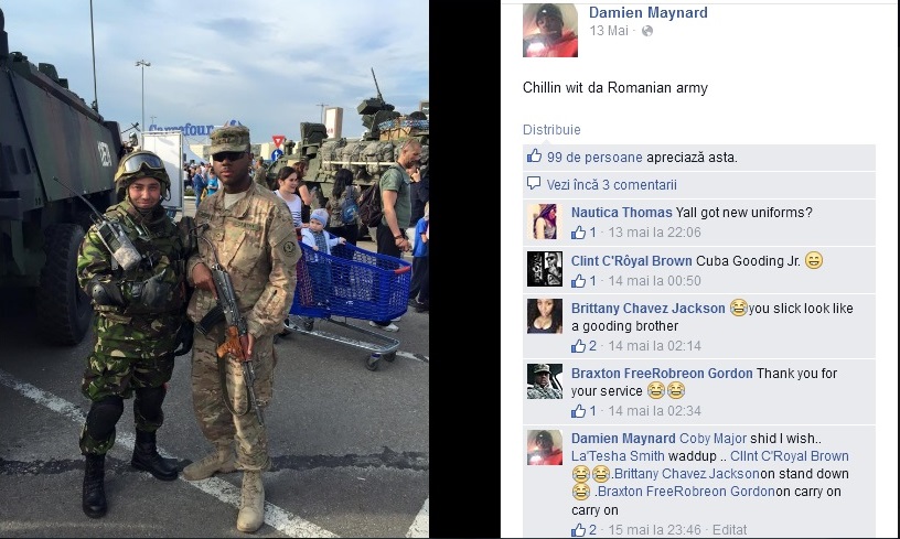 Soldat-american-alaturi-de-un-soldat-roman