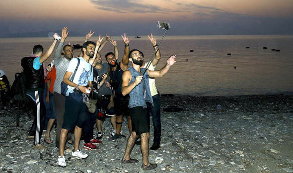 imigranti - siria - selfie