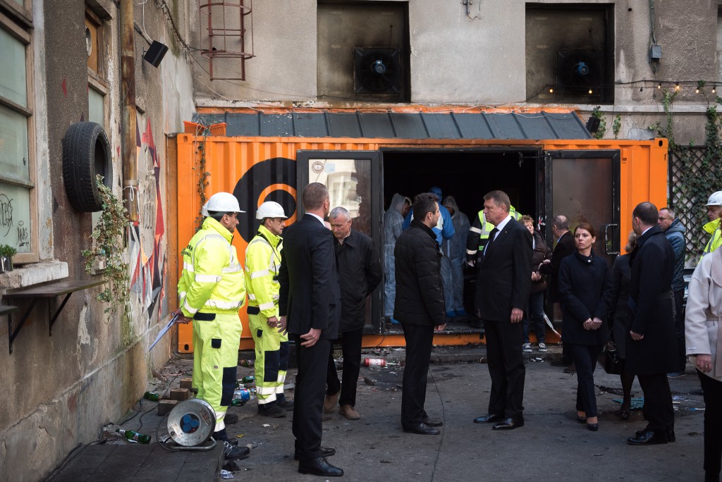 club-colectiv-iohannis-dupa-incendiu