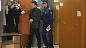 sova_incatusat_66857600