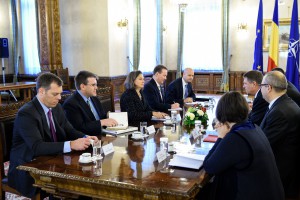 Klaus-Iohannis_Victoria-Nuland