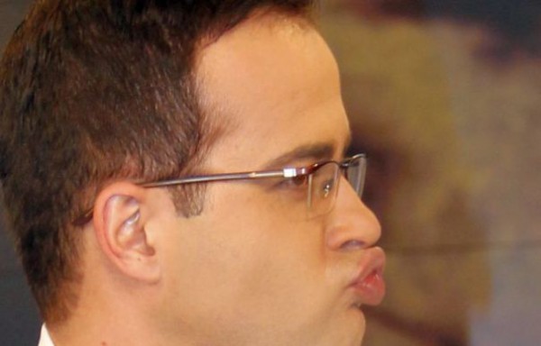 mihai-gadea-pupincurist-465x390-600x384