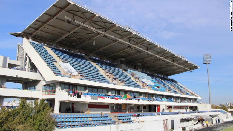 160307144640-refugees-hockey-stadium-exlarge-169