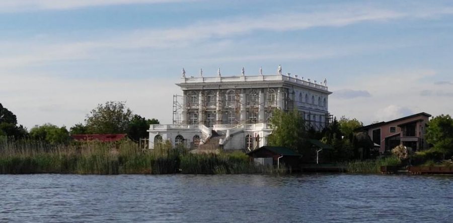 13615195_1615530902092823_2585387289273268638_n-900x444