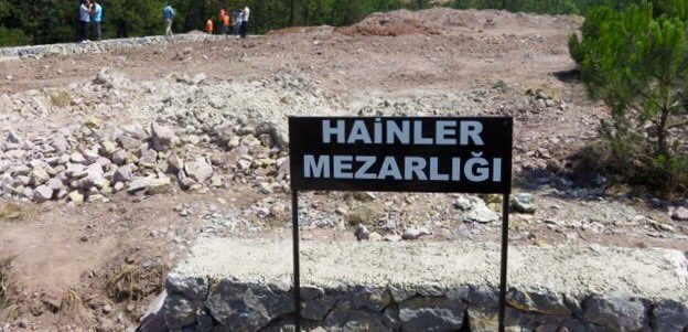 cimitirul tradatorilor - primul mormant