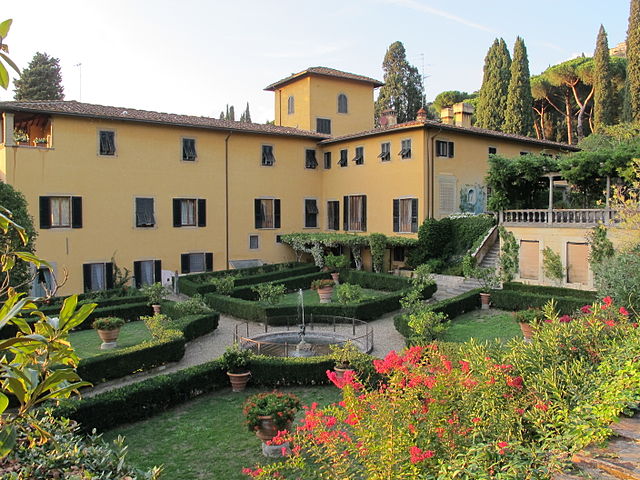 Villa_sparta,_gradina