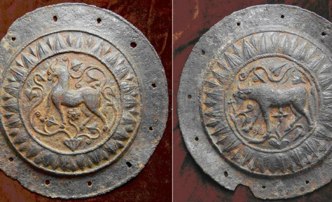 scuturi dacice din fier cu reprezentari zoomorfe