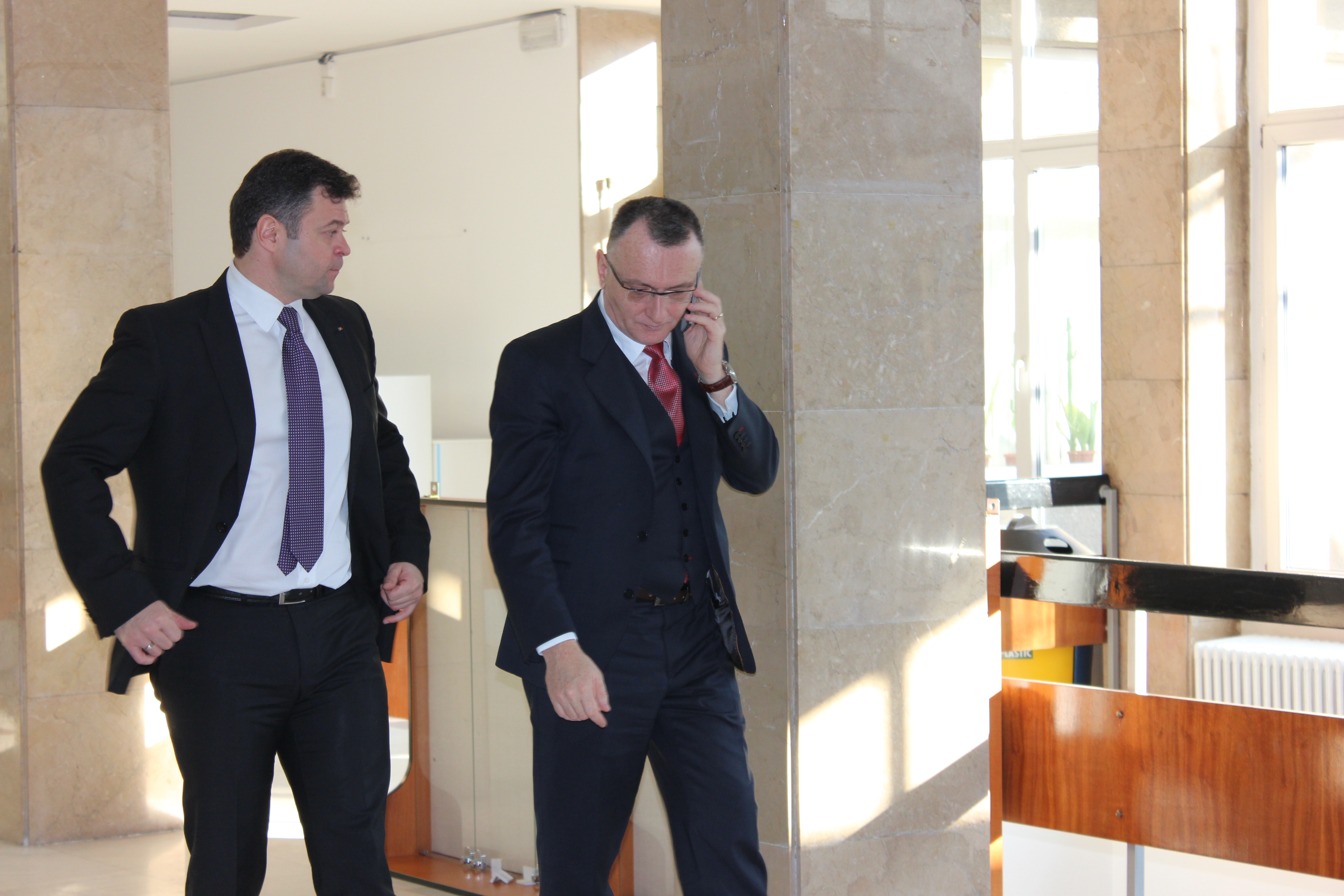 ministru-educatiei-adrian-curaj-marile-pirtea