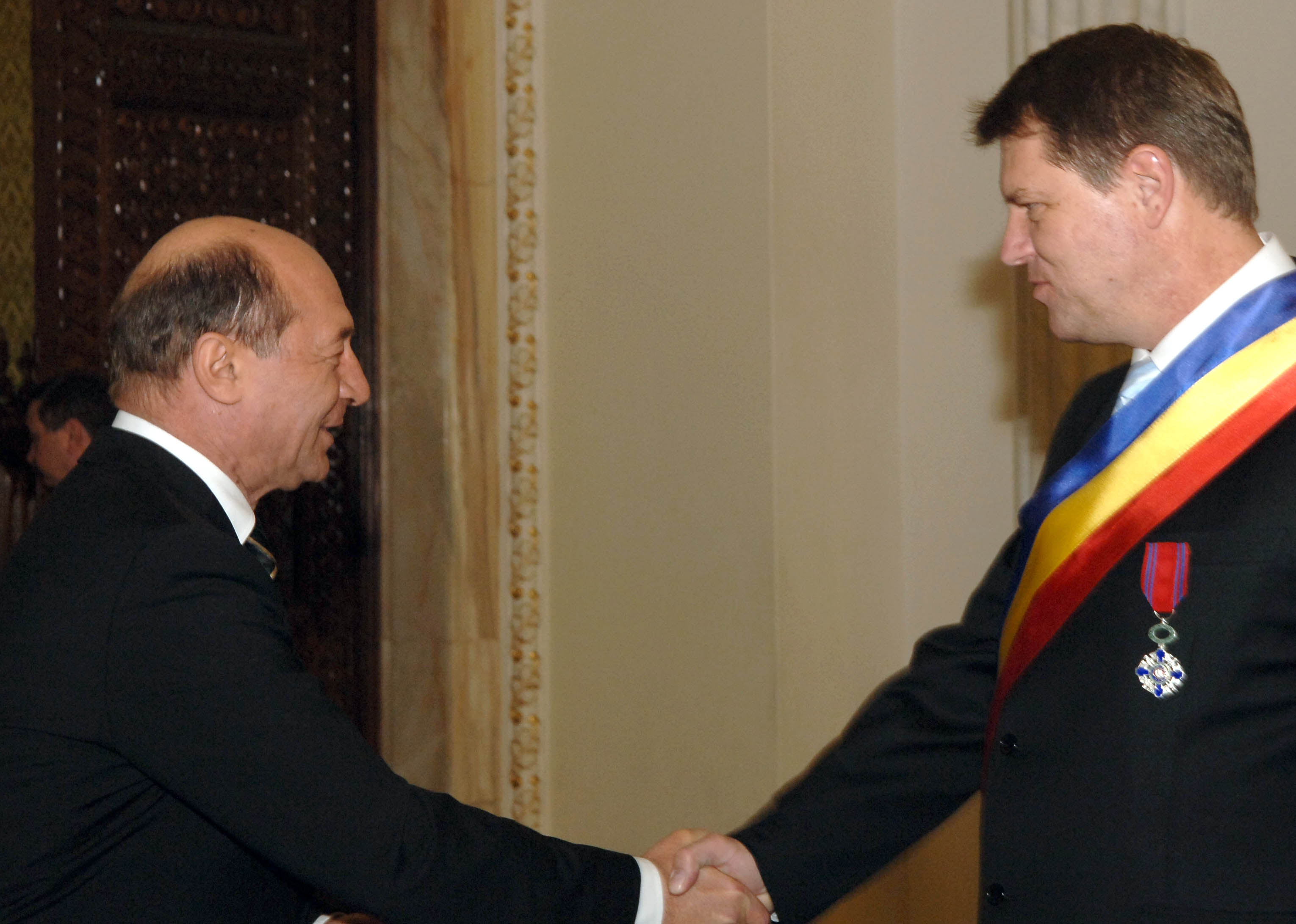iohannis - basescu