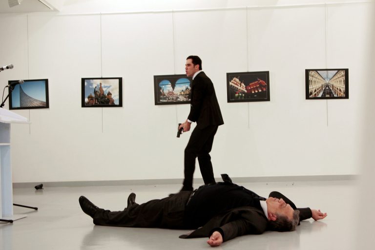 Portretul tânărului care l-a ucis pe Ambasadorul rus la Ankara: <span style=