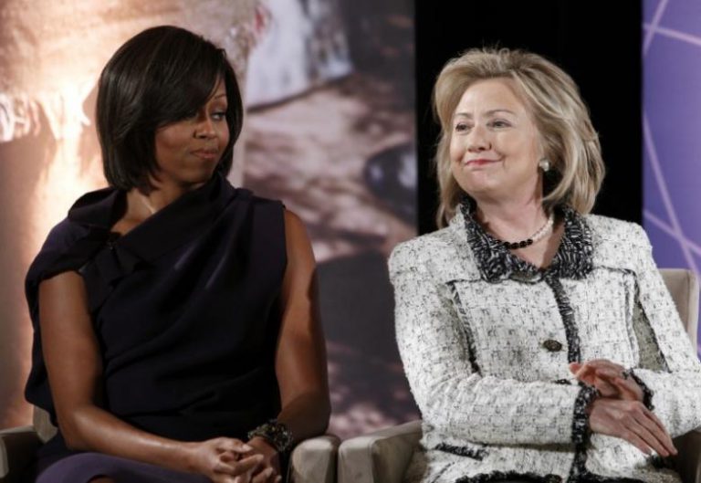 Michelle Obama e Nostradamus: zice că Baba Hillary ar fi fost cea mai bună „virgină” de la Casa Albă şi că Moşul Trump „nu e adult!”