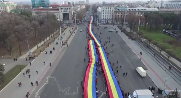 tricolor-chisinau-1-decembrie
