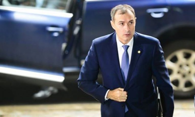 Anunţurile „printre dinţi” ale lui Coldea! Nici nu ştiţi de ce pericol am scăpat!
