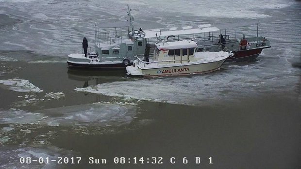 ambulanta-sfantu-gheorghe-sloiuri-gheata