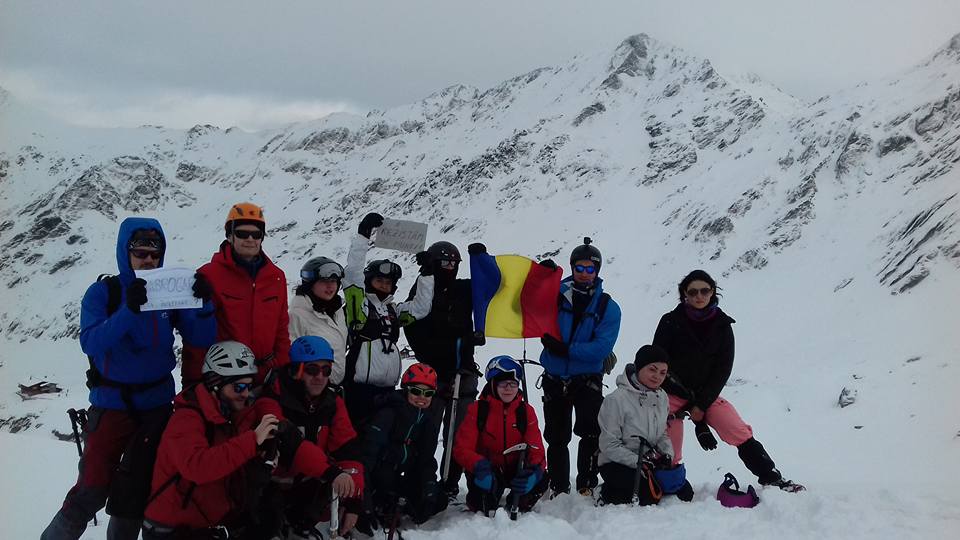 teodor-tulpan-protest-gratiere-everest