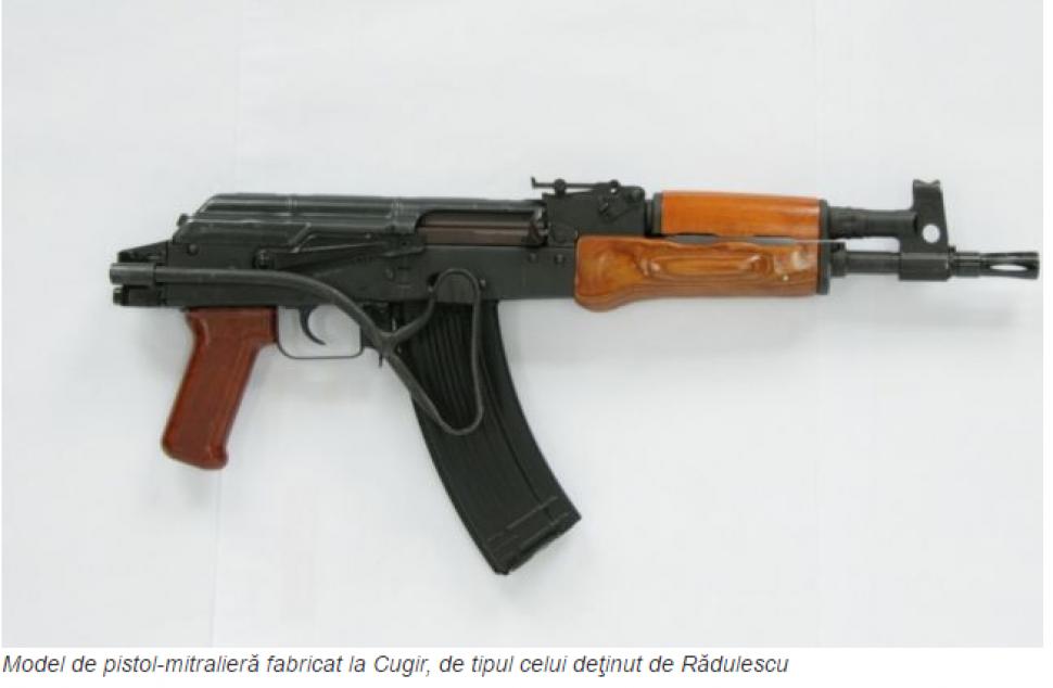 pistol-mitraliera-akm