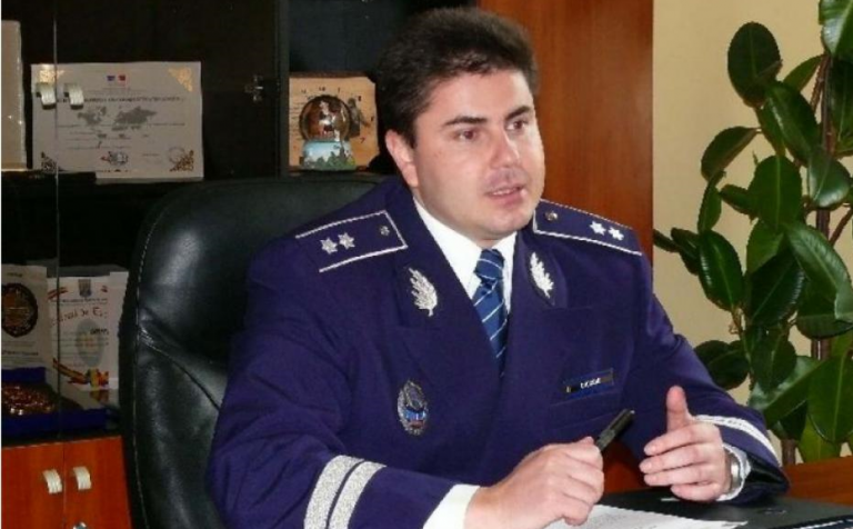 REVOLTĂTOR! <span style=