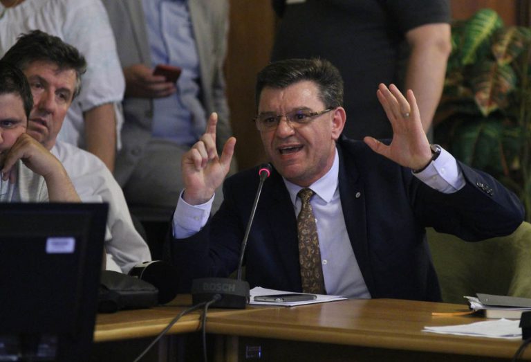 EXPLOZIV! Dumitru Coarnă, șeful de sindicat din Poliție, s-a PENSIONAT, s-a REANGAJAT şi câştigă 14.000 de lei lunar