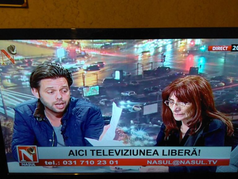 Radu Moraru și jurnaliștii din echipă reîncep activitatea la Nașul TV după trei săptămâni | Intervenție masivă a poliției și incidente cu agenții Cosepa! VIDEO