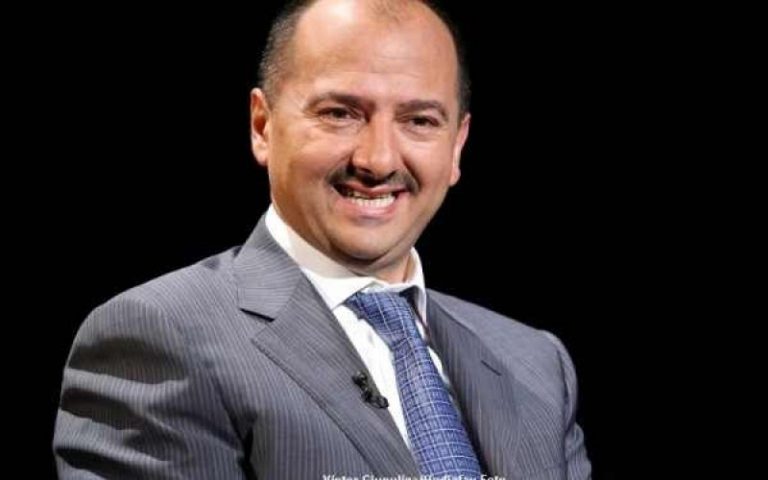 Lichidatorul KPMG vrea să fie cel mai mare patron de presă din România. După ce a distrus Astra Asigurări cu ajutorul lui Victor Ponta și al omului său din ASF, KPMG vrea să fure „România liberă“ cu mâna unui alt om al fostului premier, care este și condamnat penal